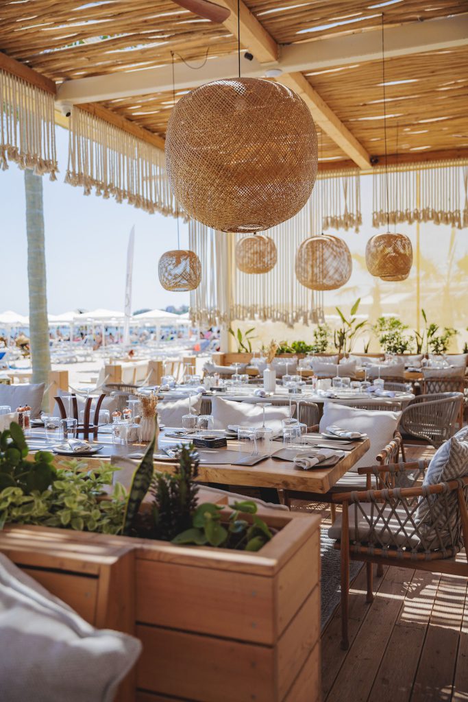 Za Zú Lounge & Restaurant
