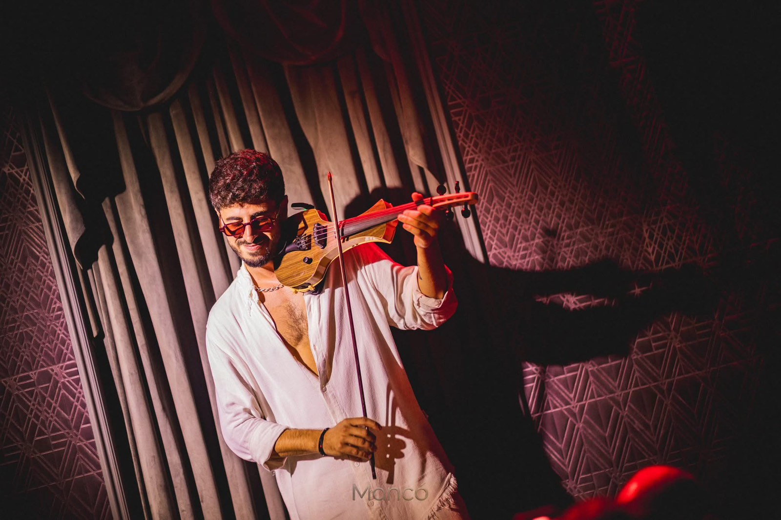 Shai Erez live violin set at Mancó
